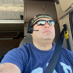 Meet your Posher, Manuel